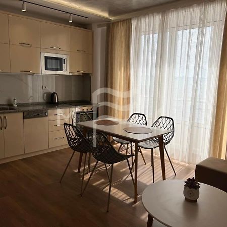 Апартаменты Yacht Club 573 Дуррес Экстерьер фото